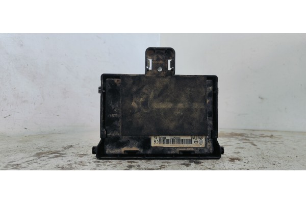 Recambio de modulo electronico para renault clio iii exception referencia OEM IAM 8200343733  