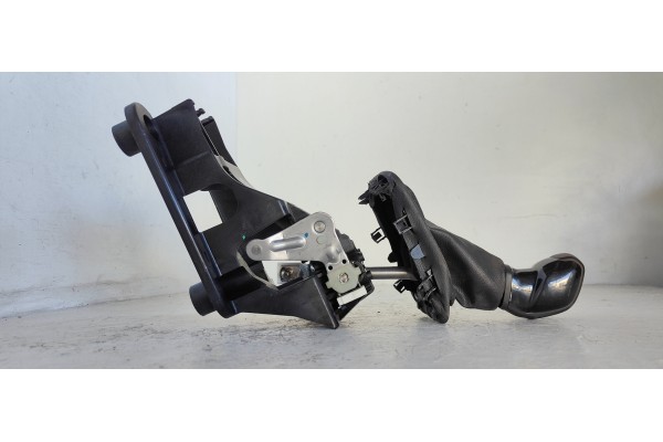 Recambio de palanca cambio para citroen c4 cactus shine referencia OEM IAM 9808161780  