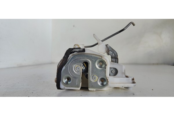 Recambio de cerradura puerta delantera derecha para mazda 6 lim. (gh) 2.0 cat referencia OEM IAM 8G03B0352  