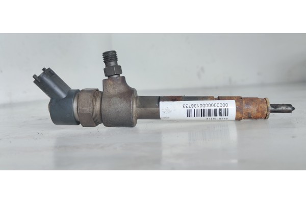 Recambio de inyector para fiat stilo (192) 1.9 jtd cat referencia OEM IAM 0445110119  