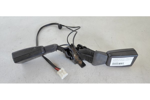 Recambio de enganche cinturon trasero derecho para citroen c4 cactus shine referencia OEM IAM 34171528A  