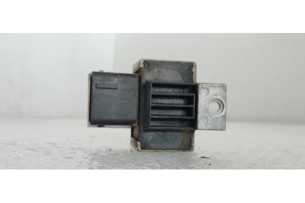 Recambio de caja precalentamiento para renault koleos 2.0 dci 150 4x4 fap referencia OEM IAM 9640469680A  