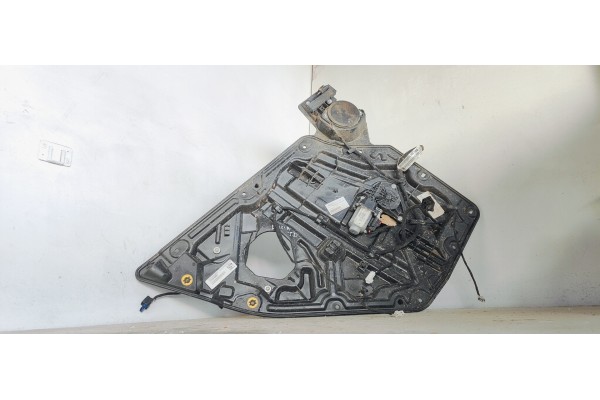 Recambio de elevalunas trasero izquierdo para lancia thema 3.0jtd 240 fap referencia OEM IAM 128000882  