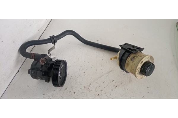 Recambio de bomba direccion para opel vivaro furgón/combi (07.2006 =>) 2.0 16v cdti referencia OEM IAM   