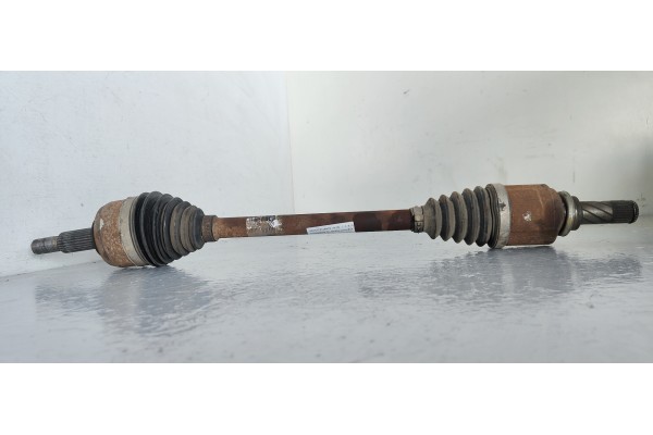 Recambio de transmision delantera izquierda para renault fluence dynamique referencia OEM IAM 8200725499  