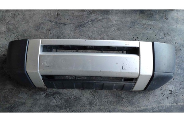 Recambio de paragolpes delantero para land rover discovery 2.7 td v6 cat referencia OEM IAM   