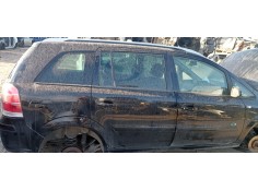 Recambio de puerta trasera derecha para opel zafira b 1.6 16v referencia OEM IAM   