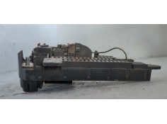 Recambio de caja reles / fusibles para bmw serie 5 berlina (e60) 2.0d 165 [520] fap referencia OEM IAM 6906618  