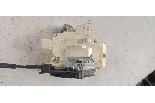 Recambio de cerradura puerta trasera izquierda para volkswagen passat variant (3c5) 1.9 tdi referencia OEM IAM CZ3C4839015A  