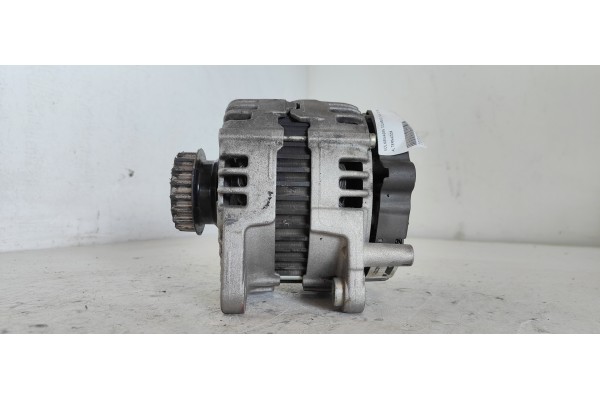 Recambio de alternador para volkswagen touareg (7la) tdi r5 referencia OEM IAM   