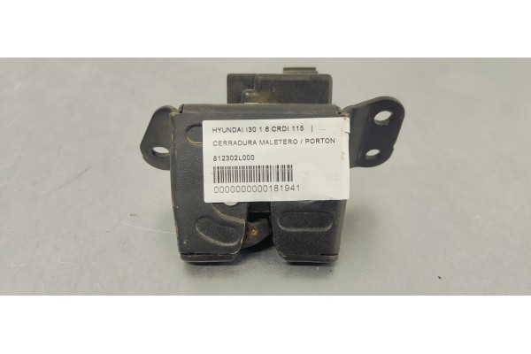 Recambio de cerradura maletero / porton para hyundai i30 1.6 crdi 115 referencia OEM IAM 812302L000  