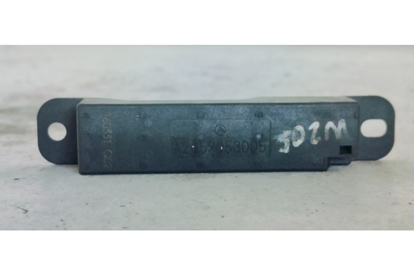Recambio de antena para mercedes-benz clase c (w205) lim. 2.2cdi 170 [220] fap referencia OEM IAM A2059053005  