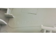 Recambio de luz interior para peugeot 2008 (--.2013) 1.5hdi 100 fap referencia OEM IAM 9673810977  