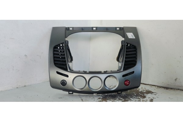 Recambio de warning para mitsubishi l 200 (ka0/kb0) raging bull referencia OEM IAM MN179800ZZ  