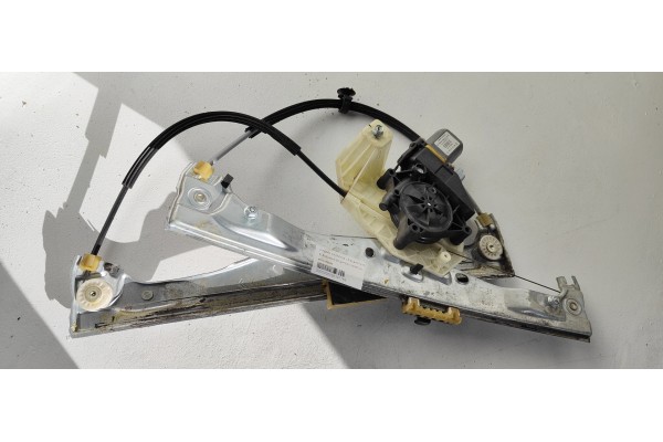 Recambio de elevalunas delantero derecho para citroen c4 cactus shine referencia OEM IAM 9674252480  