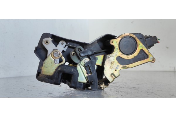 Recambio de cerradura puerta trasera izquierda para hyundai matrix (fc) 1.5 crdi 16v gls full referencia OEM IAM   