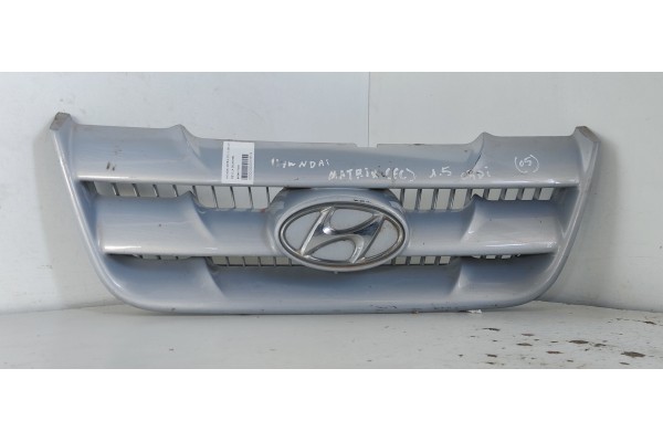 Recambio de rejilla delantera para hyundai matrix (fc) 1.5 crdi gls full referencia OEM IAM 8636517000  