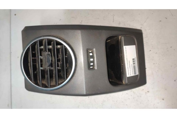 Recambio de rejilla aireadora para land rover discovery 2.7 td v6 cat referencia OEM IAM JBD500200XXX  