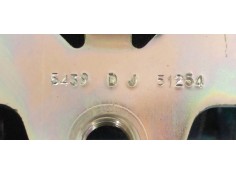 Recambio de cinturon seguridad delantero derecho para volkswagen touareg (7la) tdi r5 referencia OEM IAM 560981601  