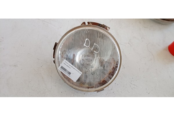 Recambio de faro derecho para toyota land cruiser 70 referencia OEM IAM   
