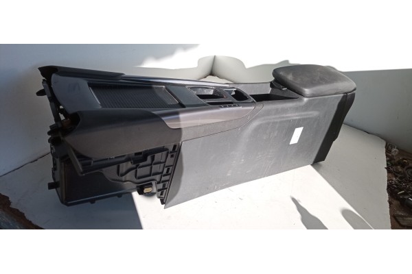 Recambio de apoyabrazos central para citroen c4 lim. 1.6 hdi fap referencia OEM IAM   