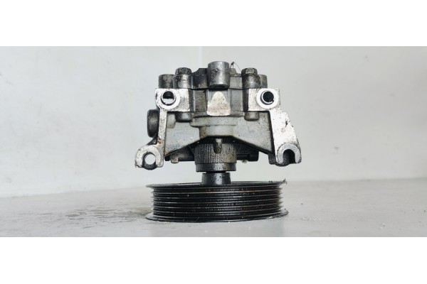 Recambio de bomba direccion para ford tourneo connect (tc7) familiar referencia OEM IAM 2T143A696AJ  
