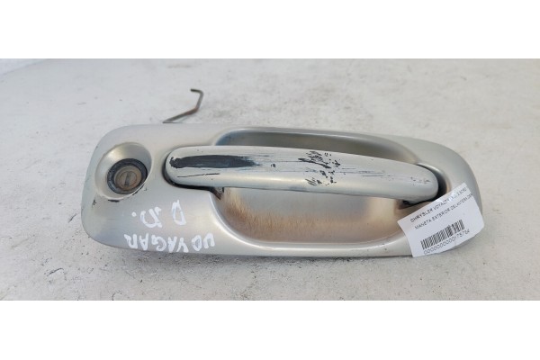 Recambio de maneta exterior delantera derecha para chrysler voyager (rg) 2.8crd 150 referencia OEM IAM   