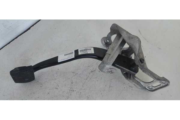 Recambio de pedal freno para jaguar f-pace 2.0 diesel cat referencia OEM IAM HK832450AD  