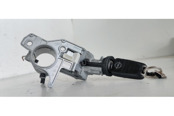 Recambio de conmutador de arranque para opel zafira b 1.9 cdti referencia OEM IAM N0501882  