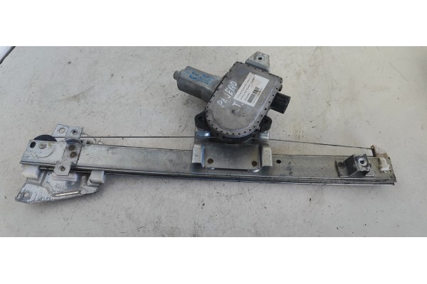 Recambio de elevalunas trasero izquierdo para mitsubishi montero (v60/v70) 3.2 di-d cat referencia OEM IAM 0620200650  