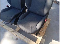 Recambio de asiento delantero derecho para citroen c3 1.4 hdi 70 fap referencia OEM IAM   