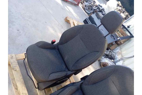 Recambio de asiento delantero izquierdo para citroen c3 1.4 hdi 70 fap referencia OEM IAM   