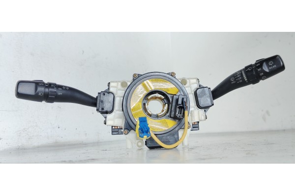 Recambio de mando multifuncion para kia sorento 2.5 crdi ex referencia OEM IAM   