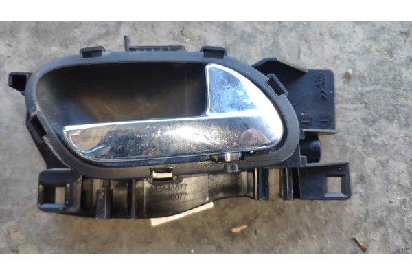 Recambio de maneta interior delantera derecha para citroen c3 1.4 referencia OEM IAM 9683446577  
