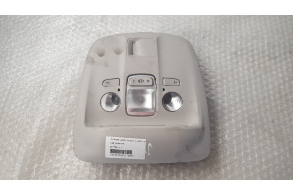Recambio de luz interior para citroen jumpy fugón 1.5 hdi 100 fap referencia OEM IAM 9677821577  
