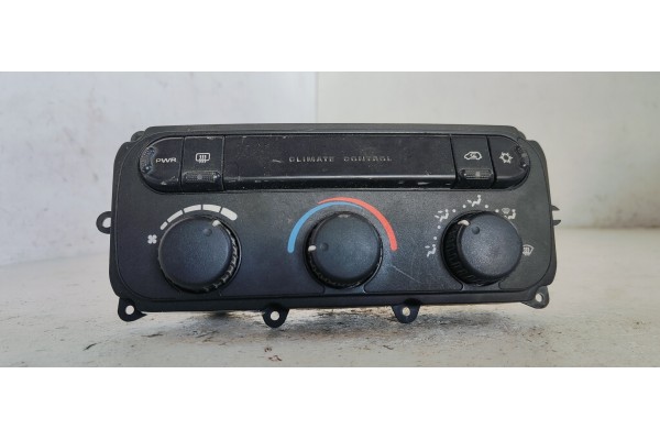 Recambio de mando calefaccion / aire acondicionado para chrysler voyager (rg) 2.8crd 150 referencia OEM IAM 05005001AF  