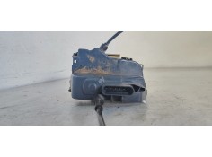 Recambio de cerradura puerta trasera derecha para renault scenic ii 2.0 referencia OEM IAM   