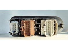 Recambio de mando elevalunas delantero izquierdo para renault scenic ii confort expression referencia OEM IAM   