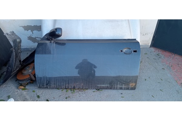 Recambio de puerta delantera izquierda para renault megane ii coupe/cabrio 2.0 dci diesel cat referencia OEM IAM   