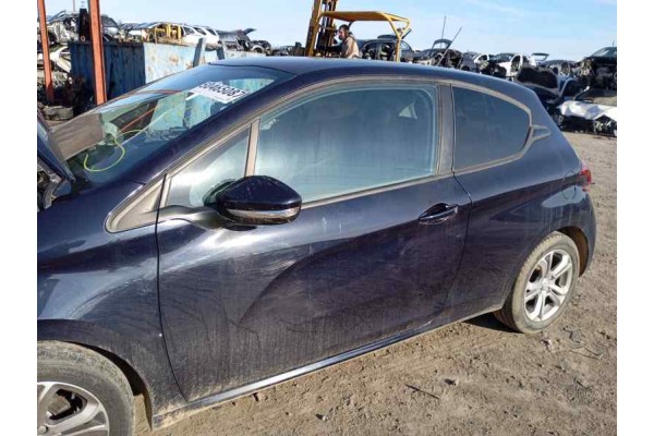 Recambio de puerta delantera izquierda para peugeot 208 1.2 i turbo 110 referencia OEM IAM   