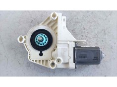 Recambio de motor elevalunas trasero derecho para land rover discovery 2.7 td v6 cat referencia OEM IAM 0536010001  