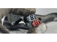 Recambio de retrovisor izquierdo para peugeot 208 1.2 i turbo 110 referencia OEM IAM   