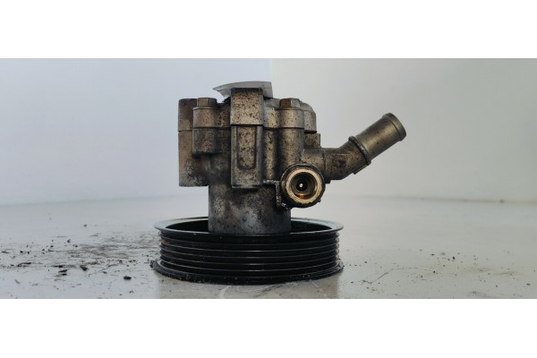 Recambio de bomba direccion para opel insignia berlina excellence referencia OEM IAM 13309336  