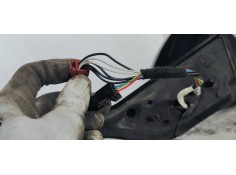 Recambio de retrovisor derecho para peugeot 208 1.2 i turbo 110 referencia OEM IAM   