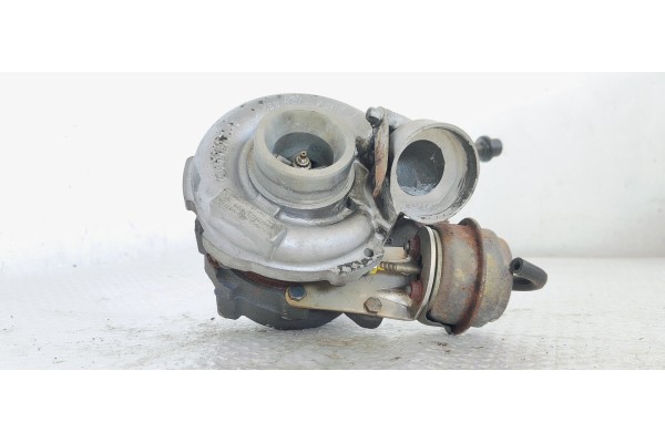 Recambio de turbocompresor para mercedes-benz clase c (w203) berlina 220 cdi (203.006) referencia OEM IAM A6110960999  