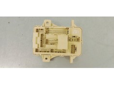Recambio de caja reles / fusibles para hyundai i30 1.6 crdi 115 referencia OEM IAM 919501H510  