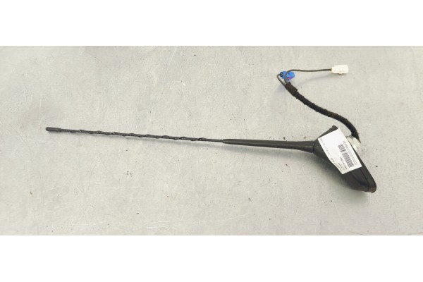 Recambio de antena para peugeot 2008 (--.2013) 1.2 i turbo 130 referencia OEM IAM 9801610880  