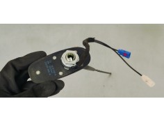 Recambio de antena para peugeot 2008 (--.2013) 1.2 i turbo 130 referencia OEM IAM 9801610880  