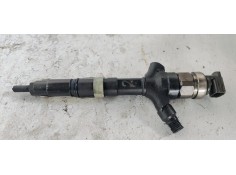 Recambio de inyector para toyota corolla (e12) 2.0 d-4d linea sol berlina referencia OEM IAM 236700G010  