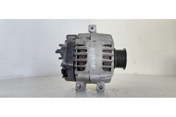 Recambio de alternador para opel insignia berlina excellence referencia OEM IAM 13586366  